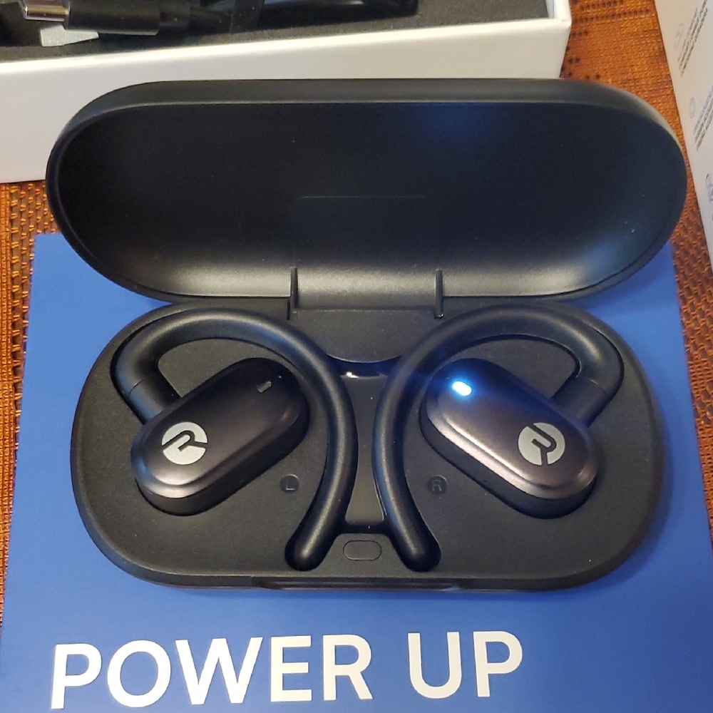 Wireless Earbuds with Charging Case - Black